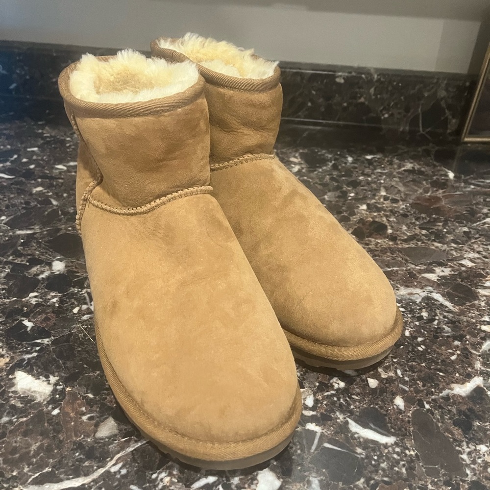 Members Mark “Ugg’s”